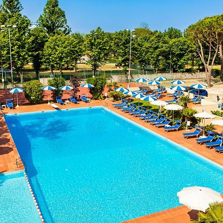 Hotel Caravelle Cesenatico Kültér fotó
