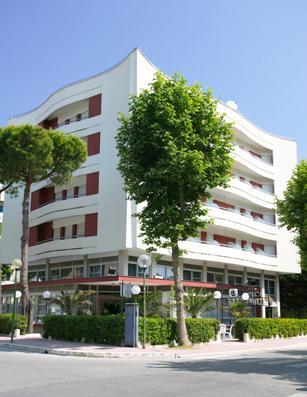 Hotel Caravelle Cesenatico Kültér fotó